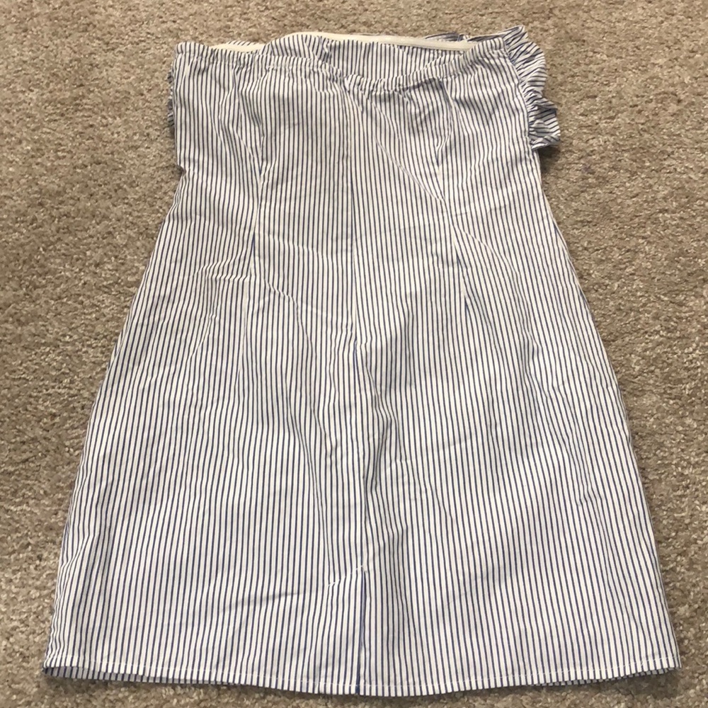 F21 Pinstripe Bow strapless dress 💝 - Picture 2 of 5
